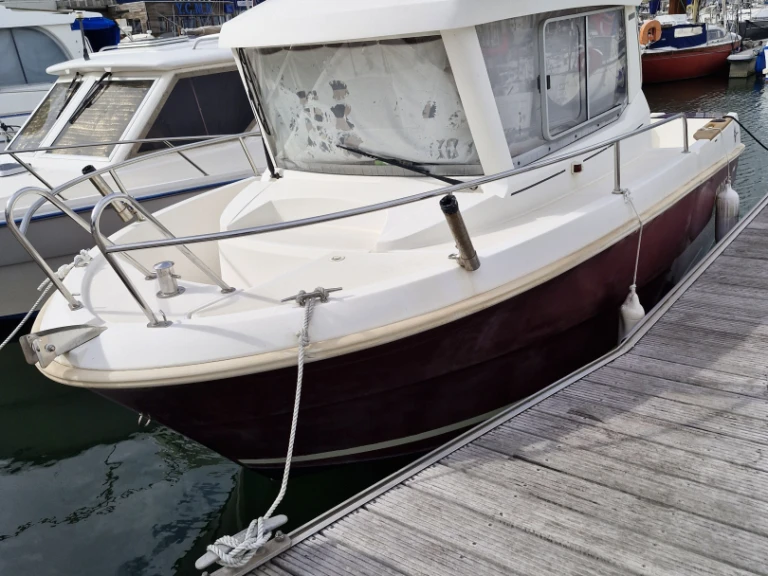 Wynajmij Jeanneau Merry Fisher 6 Marlin w Dunkerque