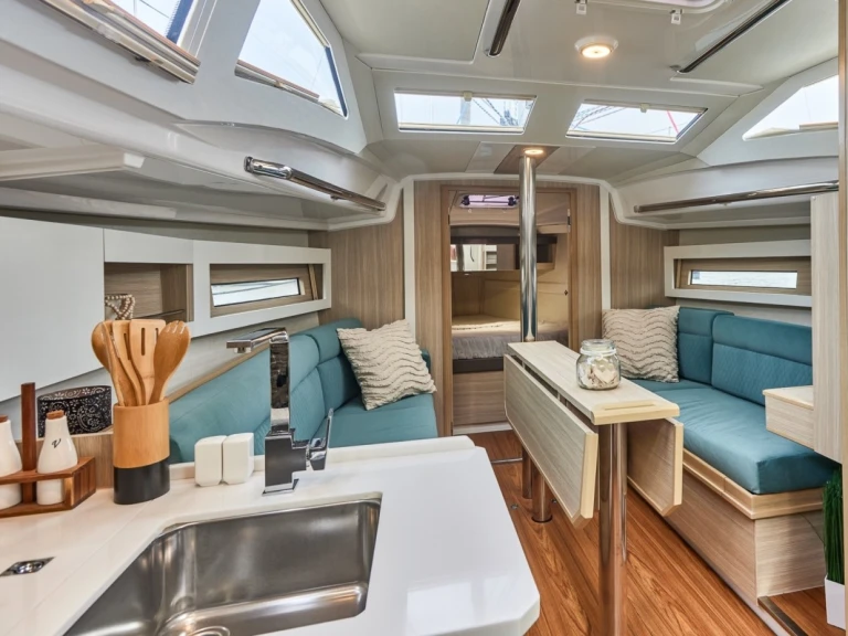 Wynajmij Northman Maxus 35 w Valencia