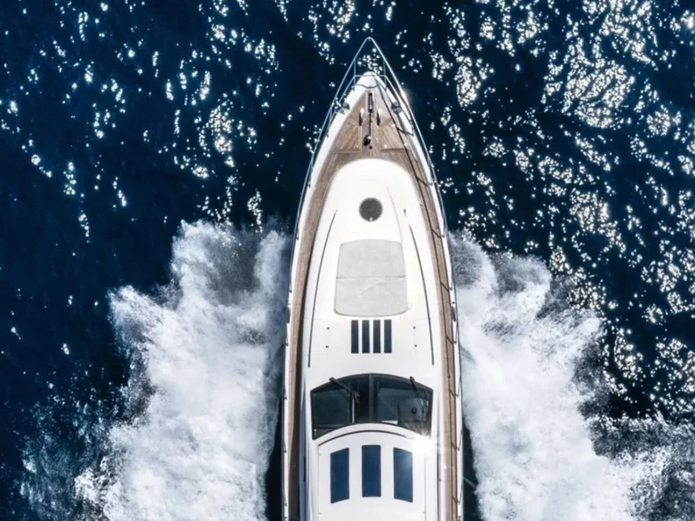 Wynajem łodzi Francja tanio Princess V70