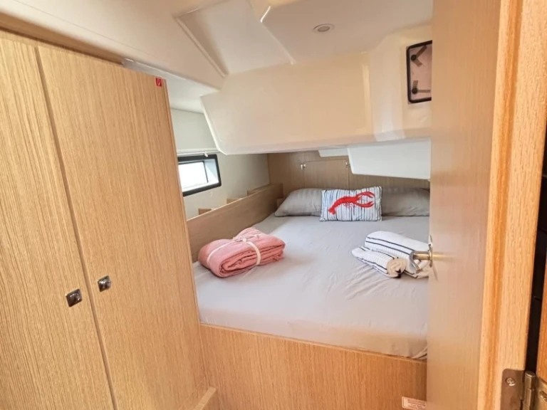 Wynajem łodzi Marmaris tanio Bavaria C38