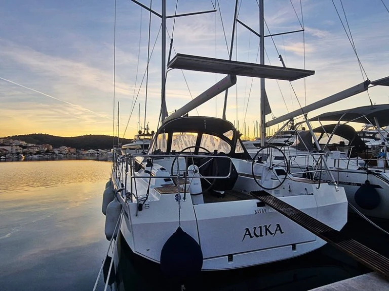 Wynajem łodzi Bavaria Bavaria C42 w Rogoznica na SamBoat 