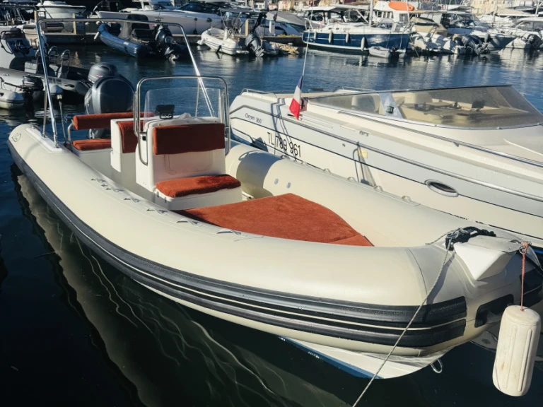 Wynajem Łódż półsztywna w Port Grimaud - Stylmer 710