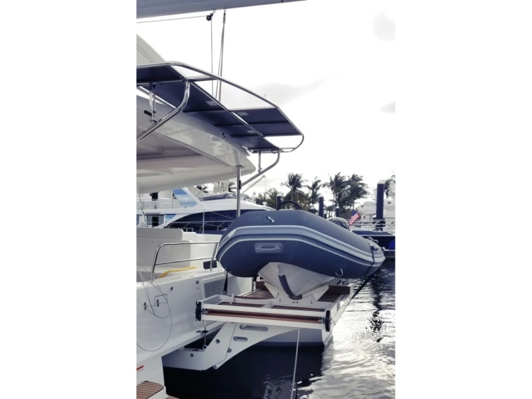Wynajmij Lagoon Lagoon 46 Luxe A/C w Ribishi