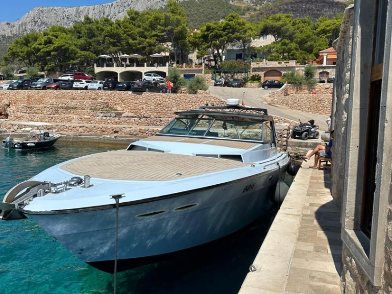 Wynajem Motorówka w Hvar - Sea Ray Sea Ray 390