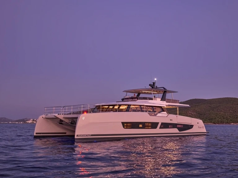 Wynajem Luksusowy jacht w Ateny - Fountaine Pajot ALINA