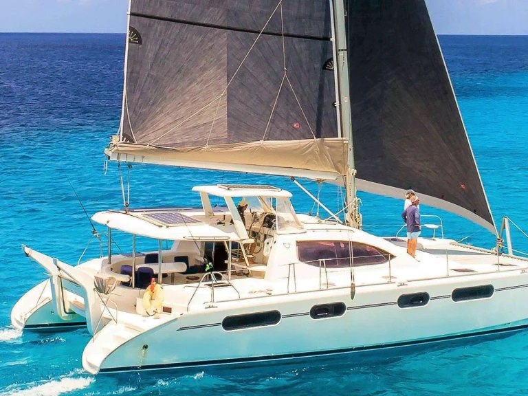 Wynajmij Leopard DESTINY III w Bahamy