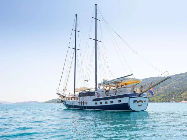 Luksusowy jacht do wynajmu w Trogir w najlepszej cenie