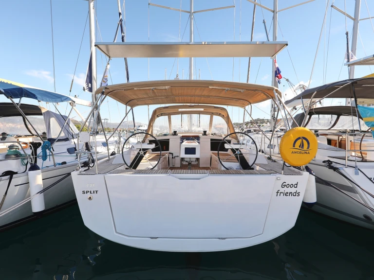 Wynajem łodzi Dufour Dufour 430 Grand Large w Trogir na SamBoat 