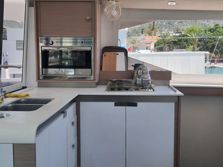 Wynajmij Katamaran z lub bez skippera Fountaine Pajot w Goecek