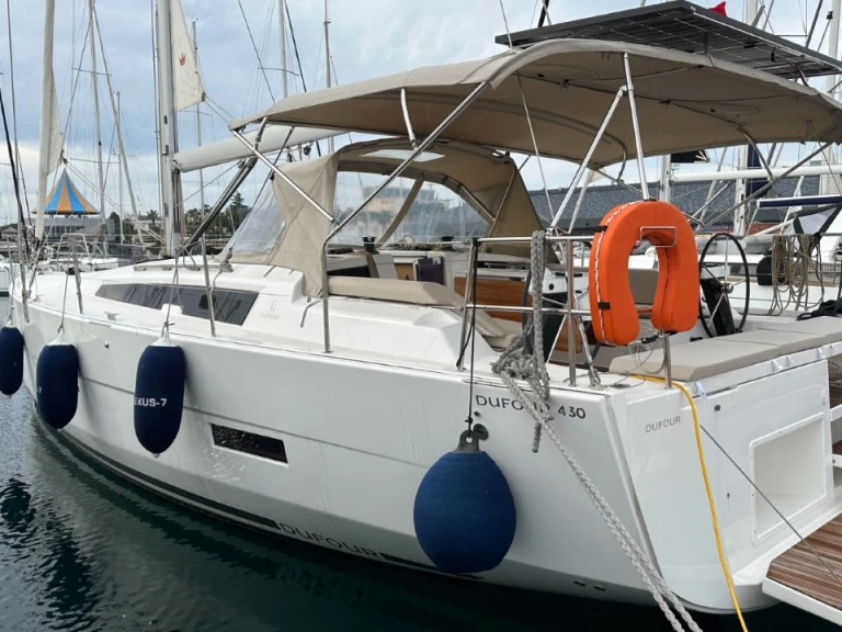 Wynajem Żaglowiec w Marmaris - Dufour Dufour 430