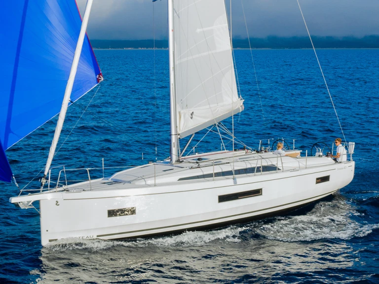 Wynajem łodzi Bénéteau Oceanis 40.1 w Nea Peramos na SamBoat 