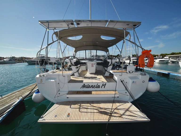 Wynajmij Bénéteau Oceanis 46.1 w Zadar