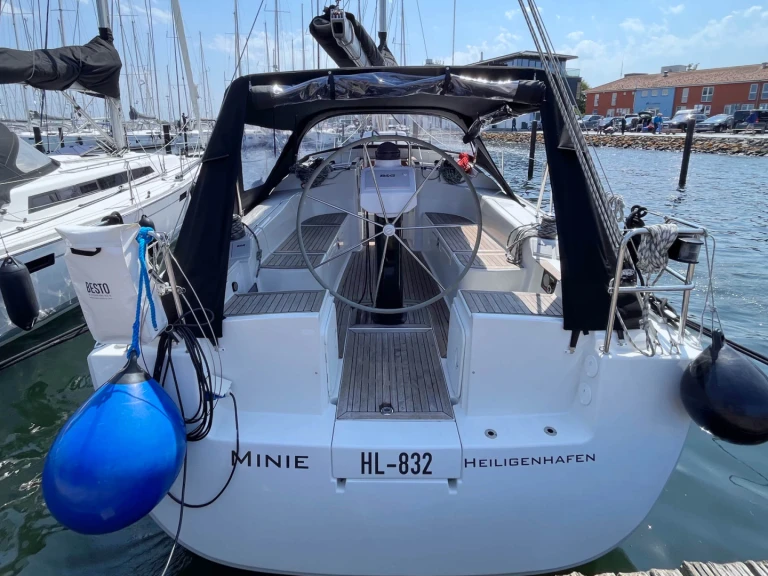 Wynajmij Hanse Hanse 370 w Heiligenhafen