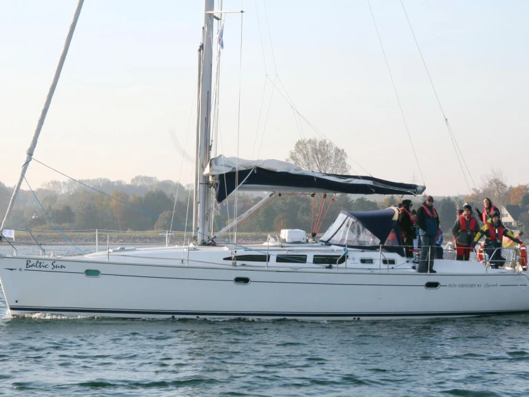 Wynajmij Jeanneau Sun Odyssey 43 w Flensburg