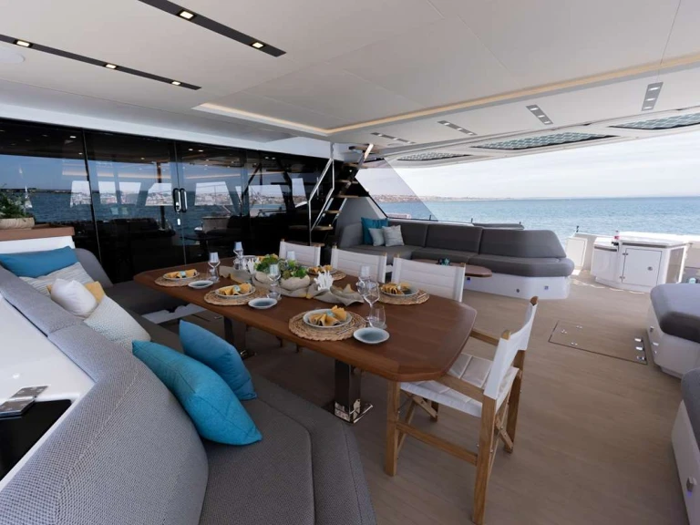 Wynajmij Luksusowy jacht z lub bez skippera Fountaine Pajot w Road Town