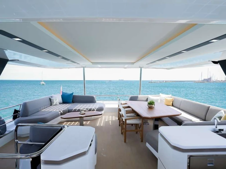 Wynajem Luksusowy jacht Fountaine Pajot z patentem 