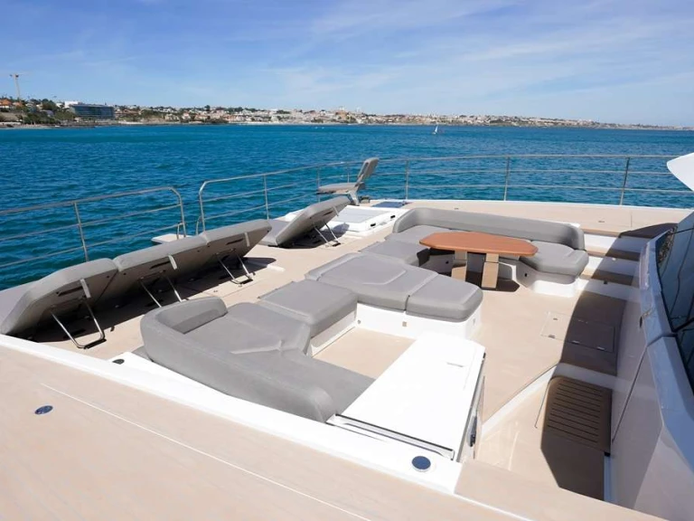 Fountaine Pajot NANA MARIE między profesjonalistami a osobami prywatnymi w Road Town