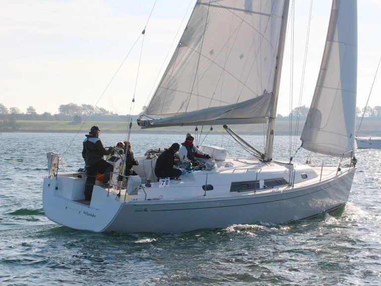 Wynajmij Hanse Hanse 370 w Heiligenhafen