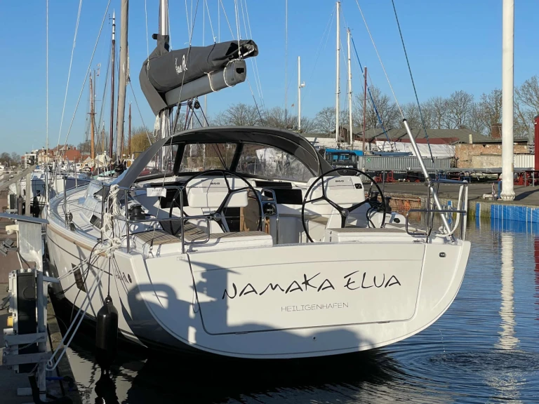 Wynajem łodzi Palma de Mallorca tanio Hanse 458