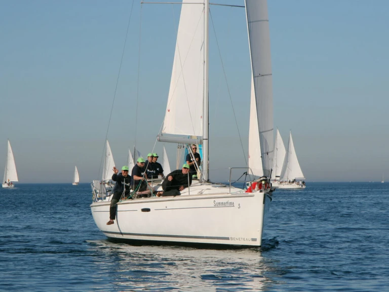 Wynajem Żaglowiec w Heiligenhafen - Bénéteau Oceanis 37