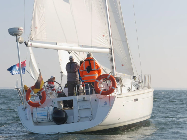 Wynajem Żaglowiec w Heiligenhafen - Bénéteau Oceanis 43