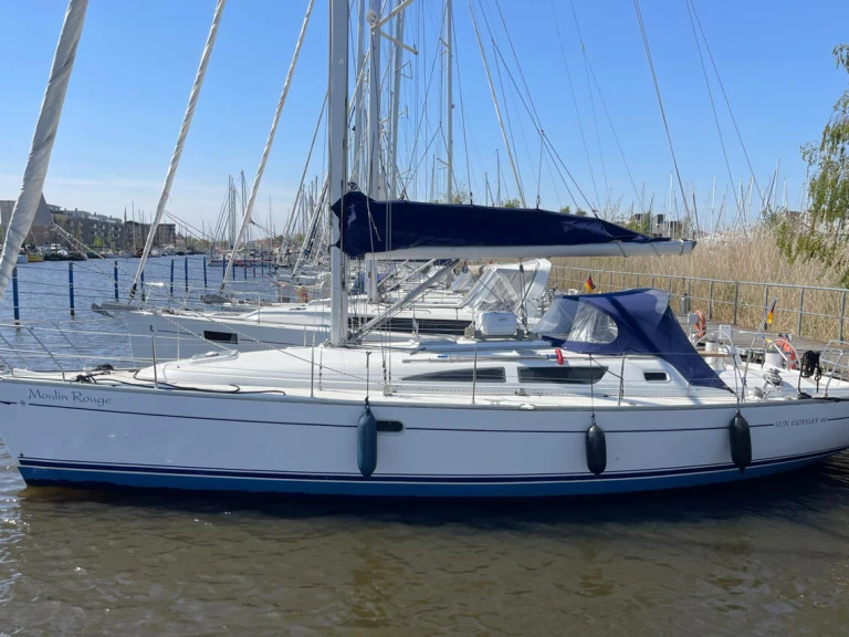 Jeanneau Sun Odyssey 40 między profesjonalistami a osobami prywatnymi w Barth