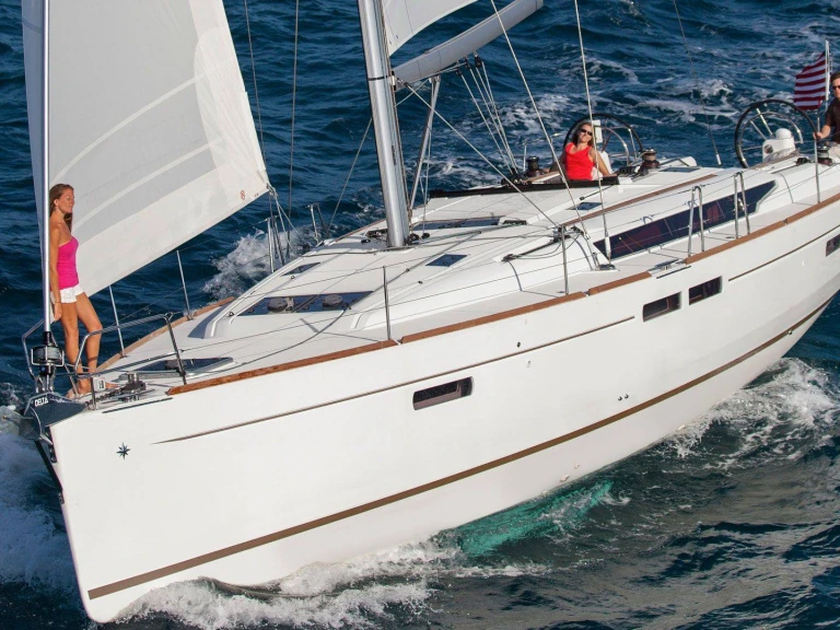Wynajem łodzi Jeanneau Sun Odyssey 479 w Palma de Mallorca na SamBoat 