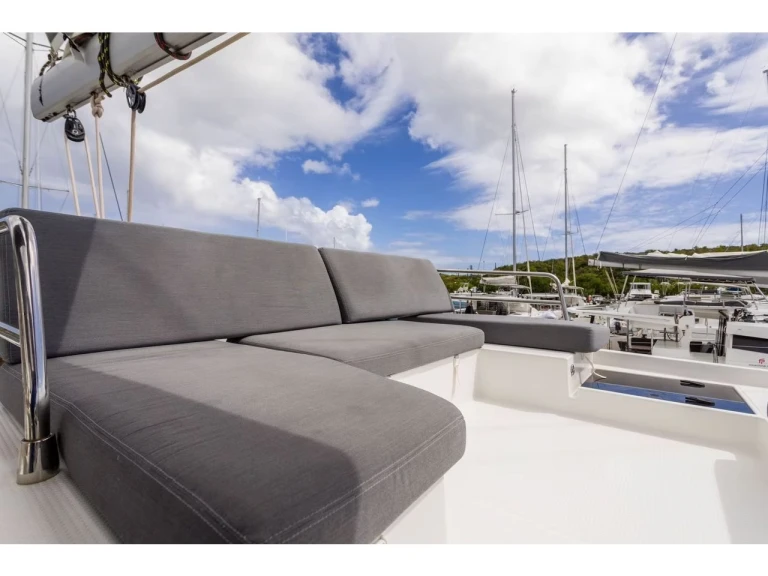 Wynajem Katamaran w Saint George's - Fountaine Pajot Saona 47