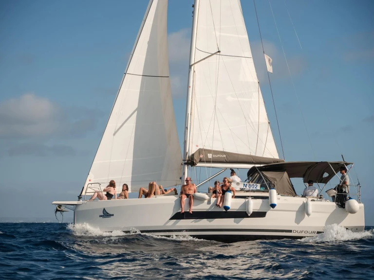 Wynajmij Dufour Dufour 37 – Available for Crewed Daily Charters Only w Castellammare del Golfo