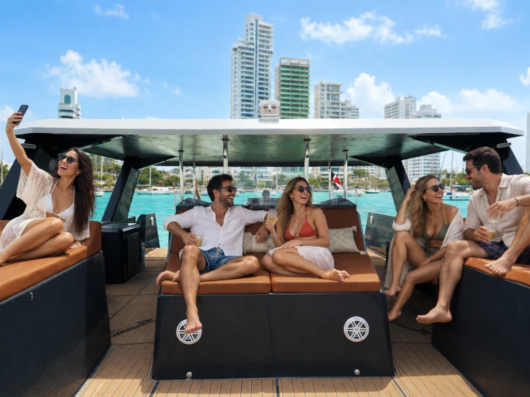 Wynajmij Katamaran z lub bez skippera Custom Made w Cartagena