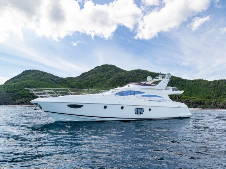 Wynajem łodzi Azimut Azimut 68 E w Eden Island na SamBoat 