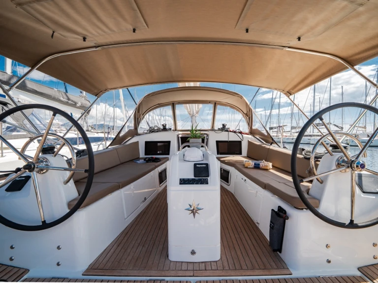 Wynajem w Nea Peramos- Jeanneau Sun Odyssey 415 na SamBoat