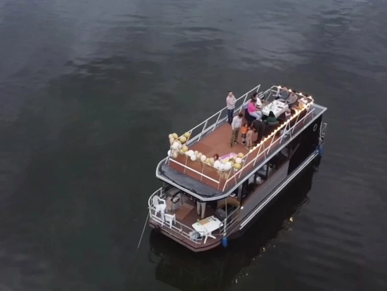 Wynajem łodzi Custom Hausboat 1150 w Berlin na SamBoat 