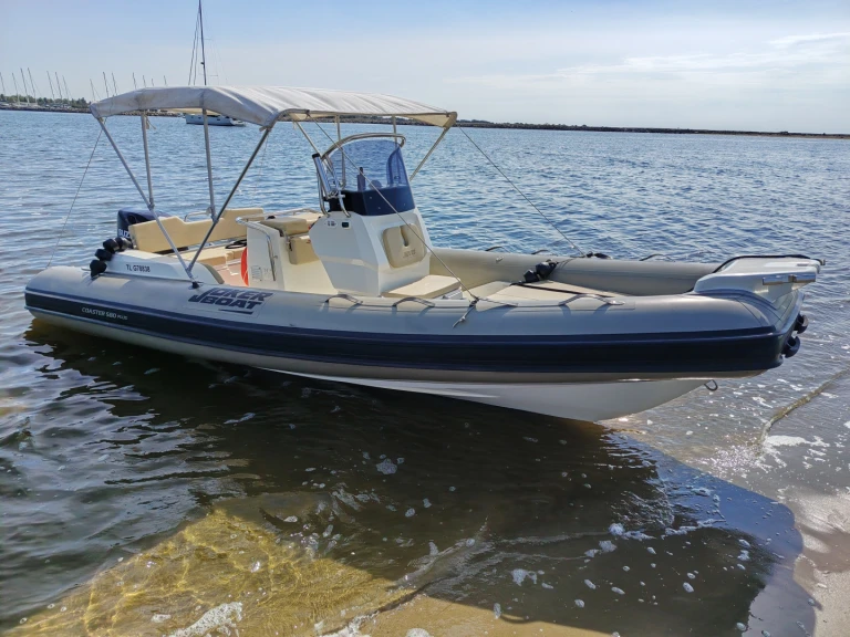 Motorówka do wynajmu w Port-Camargue w najlepszej cenie